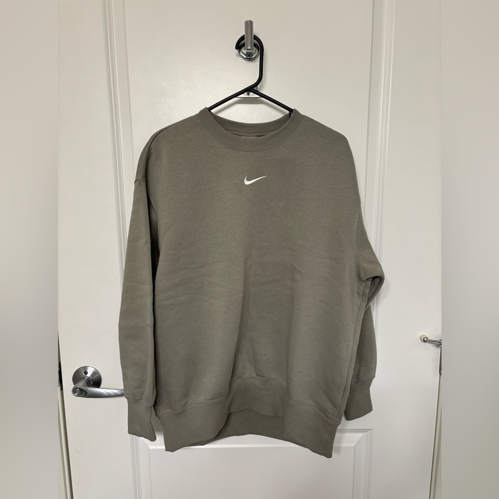 Women’s Nike Crewneck